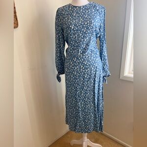 Reformation Port Dress in Blue & White Floral Size 8